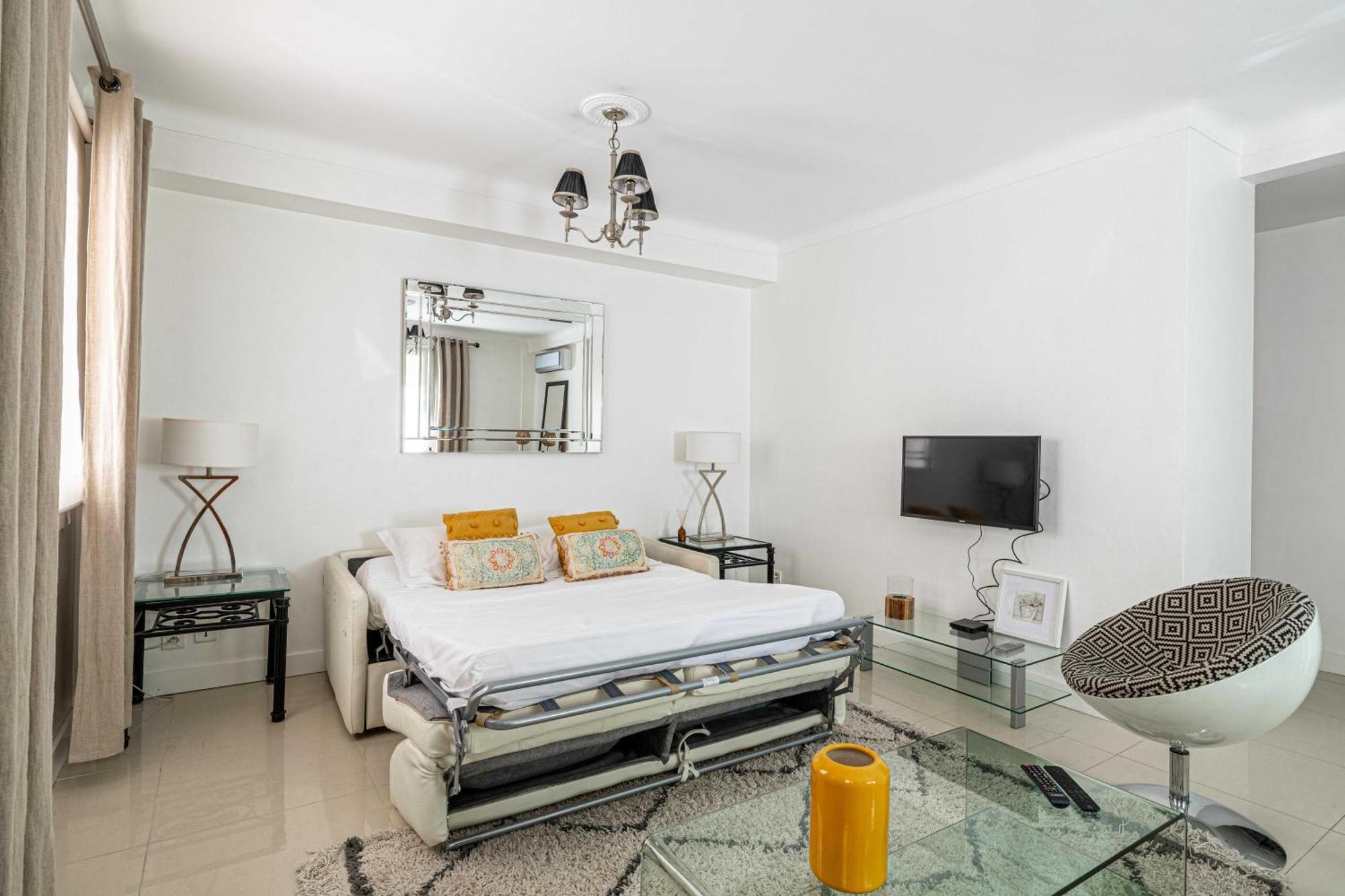 Apartment Cosy 2-bedroom - Close To Martinez Cannes